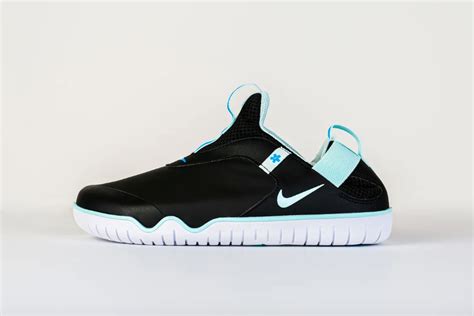 nike zoom pulse nursing shoes